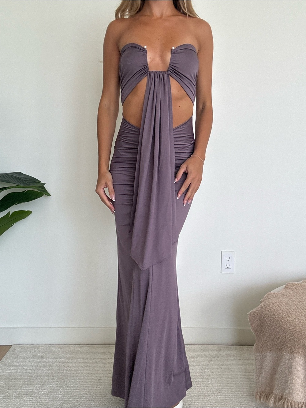 Superdown Strapless Cutout Maxi Dress in Mauve
